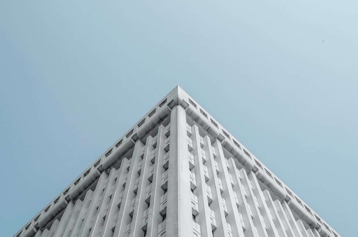 曼联考虑“先租后买”德甲巨人，拥有“全欧洲最好左脚”的中卫